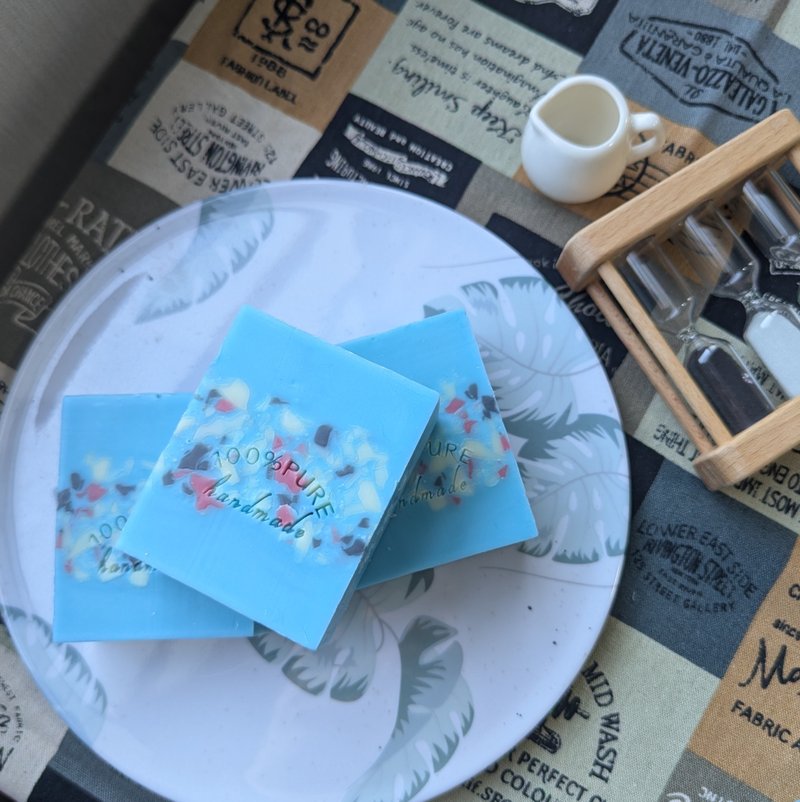 悠创Youtry 【湛蓝微风】蓝缎冷制皂 l 沐浴用 l 减塑包装 - 肥皂/手工皂 - 植物．花 