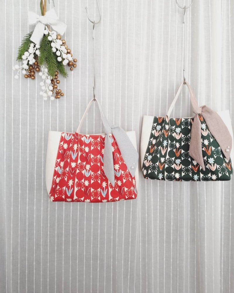 现货!【BHN/骨感提袋】圣诞特别版 排列花朵 日本布 先染 帆布 - 手提包/手提袋 - 棉．麻 红色