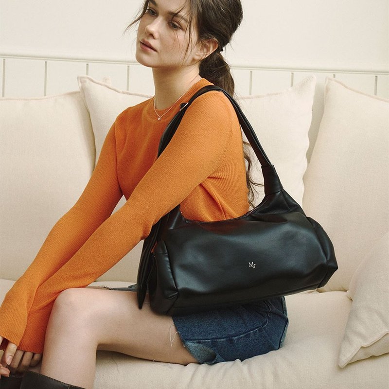 韩国制 MUR Frim bag Vegan Leather 包包 (Black) - 侧背包/斜挎包 - 环保材料 