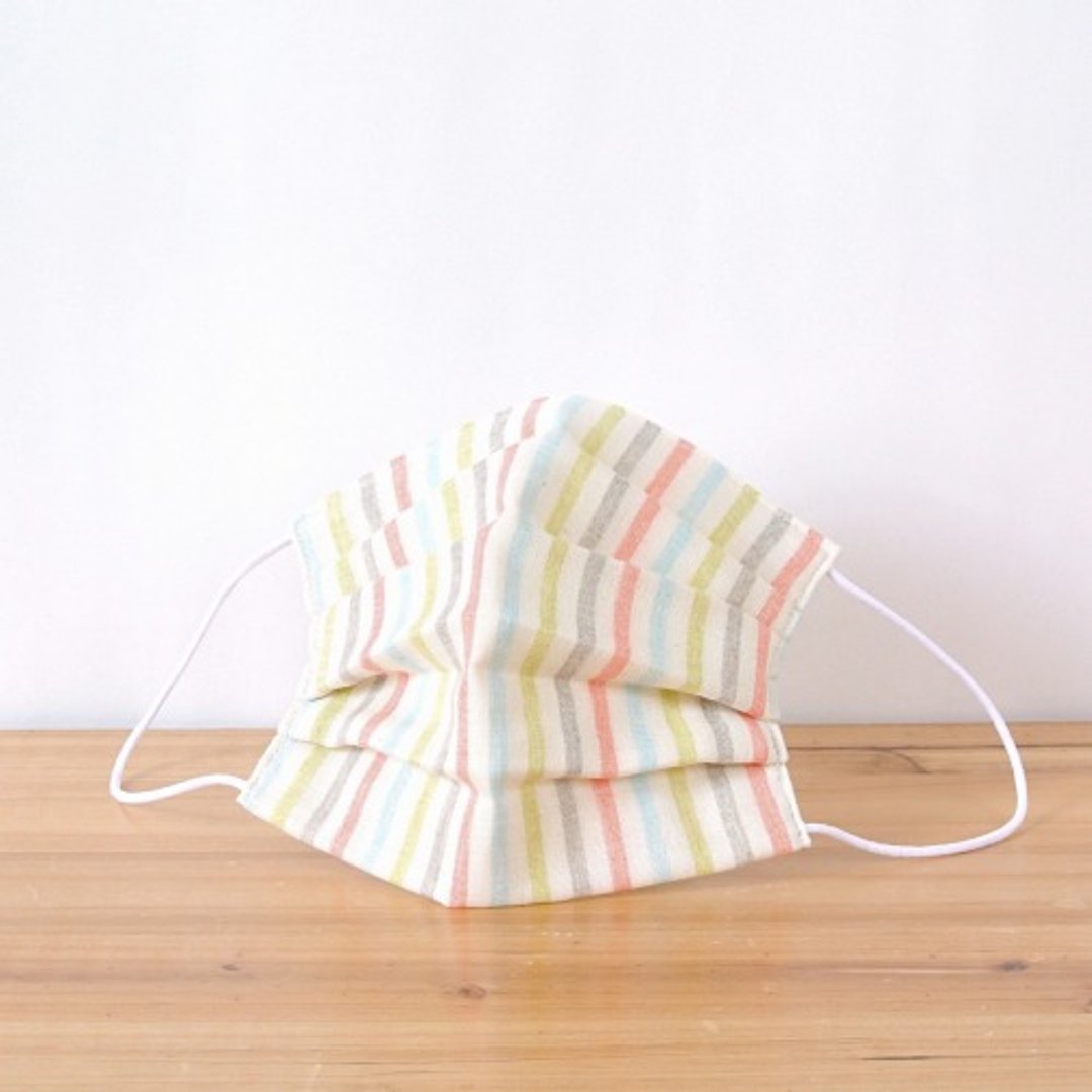 可洗涤、舒适且可爱的手工立体口罩 Multi Stripe Gray Pink 材质很好 日本布 | TEMARIYA - 口罩 - 棉 多色