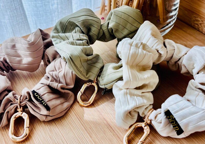 Soin所以 手机挂绳  大肠圈两用防泼水 发圈 手机绳 - 挂绳/吊绳 - 防水材质 粉红色