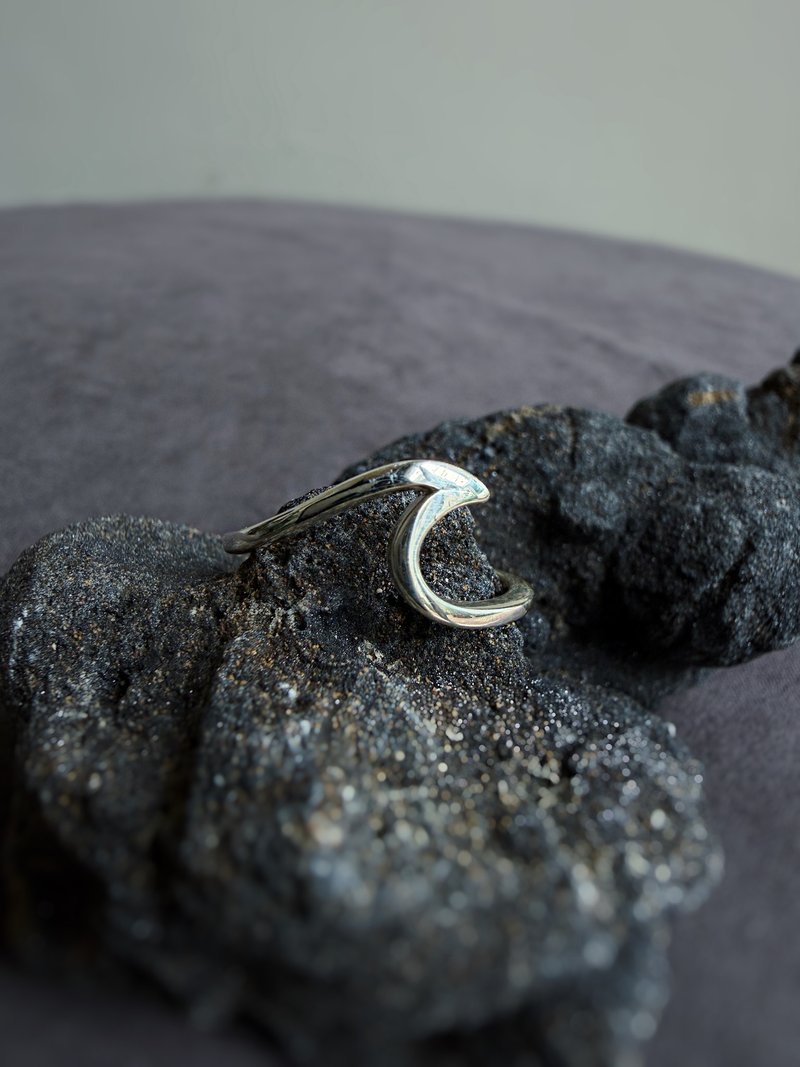 savageness 天道家 | 礁石上的海浪 925银戒指 纯银 孤品 - 戒指 - 纯银 银色