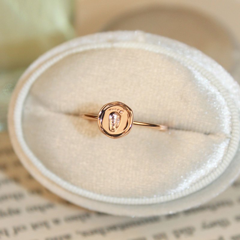 【专属印记】14k/18K 宝宝脚丫封蜡戒指 全订制 定制化礼物 - 戒指 - 贵金属 金色
