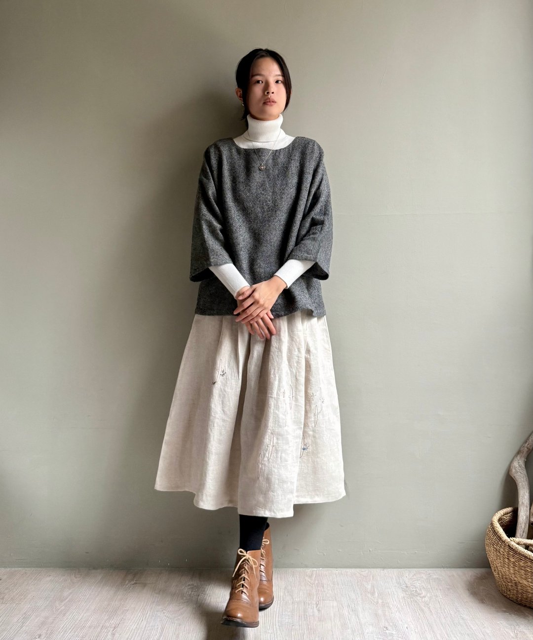 野鸽之歌/灰黑针织斜纹毛料蝙蝠袖上衣/七分袖 - 女装上衣 - 羊毛 
