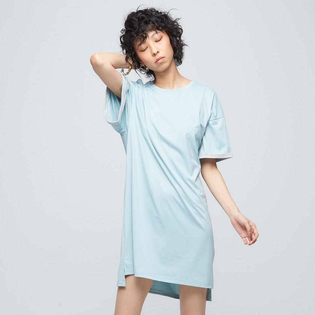 不可退换 /REBOOT-苏活机能宽版洋装(女)-藻醣绿 - 洋装/连衣裙 - 聚酯纤维 绿色