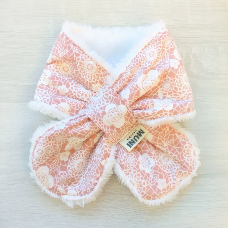 保暖围巾(粉红花) - 围嘴/口水巾 - 棉．麻 