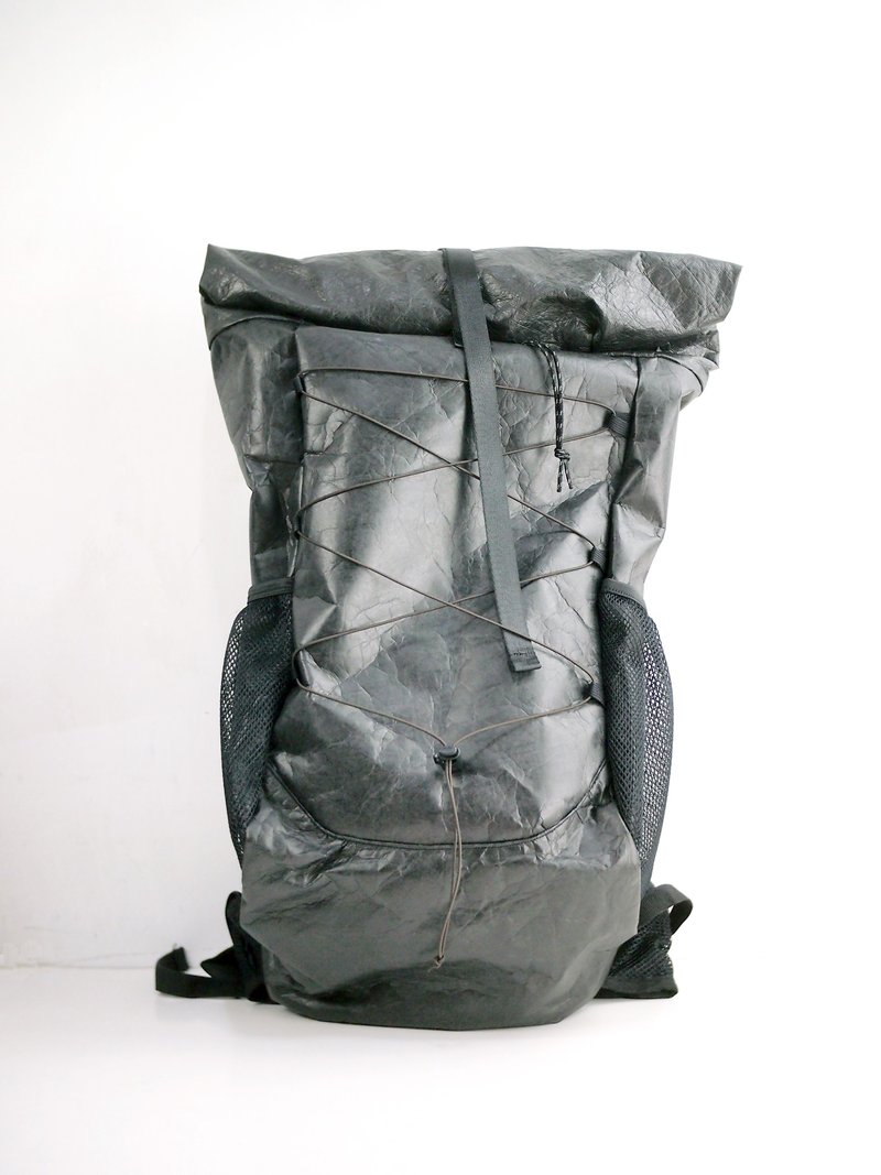 6dots Tyvek 登山包 40L 55L背包 过夜 露营 登山 大 容量 - 后背包/双肩包 - 防水材质 黑色