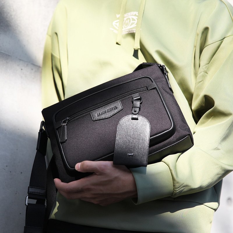 【免费赠送送礼提袋】吉普 横式斜背包-黑色/BF535-62-BK - 侧背包/斜挎包 - 真皮 黑色