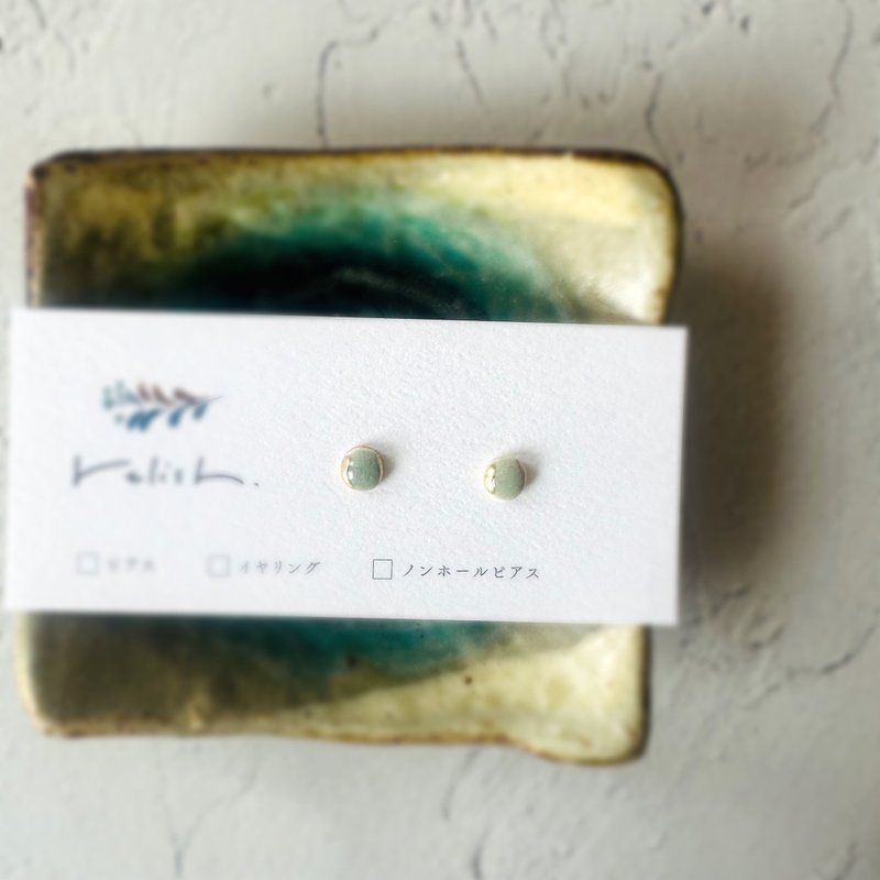 【再贩】极小 陶器 金继耳饰 无耳洞耳夹 耳环 办公室 绿色 绿色调 金色 金色调 小巧 精致 简约 礼物 赠礼 - 耳环/耳夹 - 陶 绿色