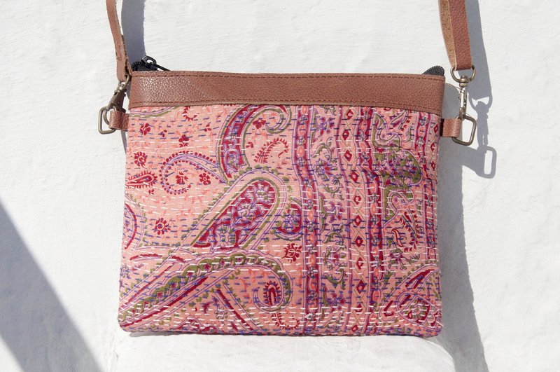 情人节礼物 限量一件 手缝纱丽布侧背包 / 刺绣斜背包 / 刺绣肩背包 / 手缝纱丽线化妆包 / 纱丽布拼接皮革背包 - 粉红色星空森林花朵+民族图腾(中) - 侧背包/斜挎包 - 棉．麻 多色
