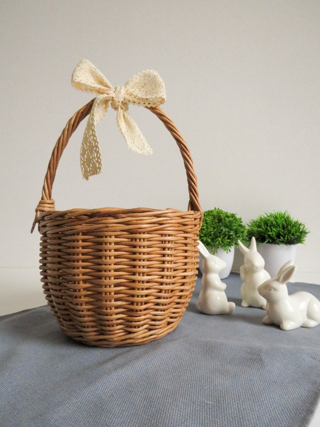 Wedding Basket, Mini Basket, Small Flower Girl Basket, Round Kids Wicker Basket, - 置物架/篮子 - 环保材料 咖啡色