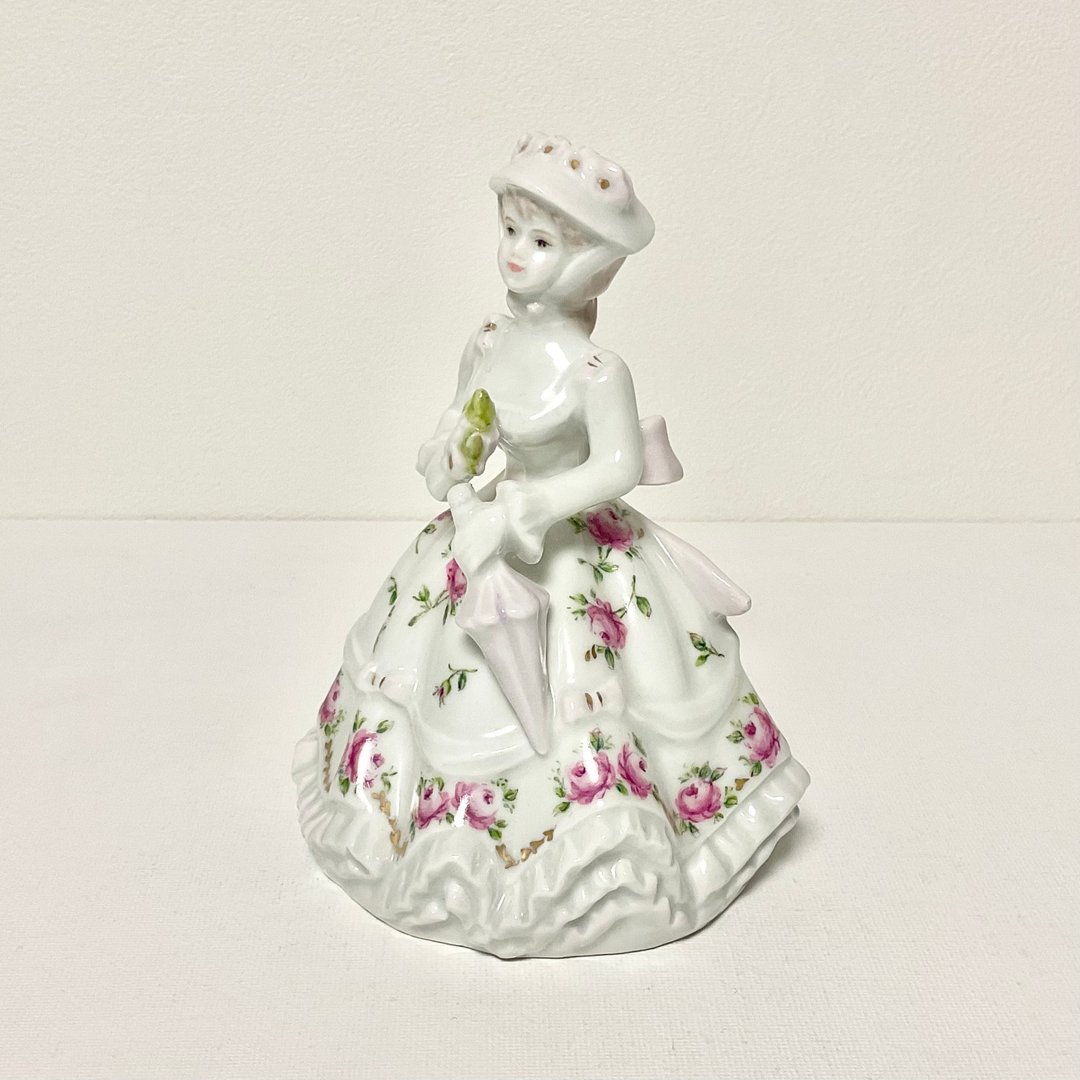 Hand painted girl figurine - 玩偶/公仔 - 瓷 白色