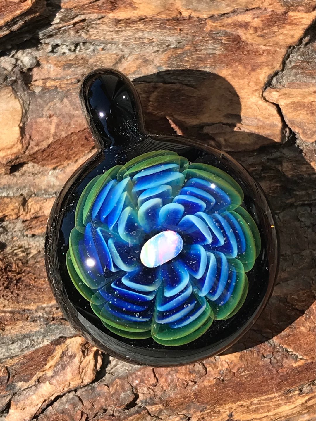 boroccus 立体几何花蛋白石硼硅酸盐玻璃吊坠 - 项链 - 玻璃 蓝色