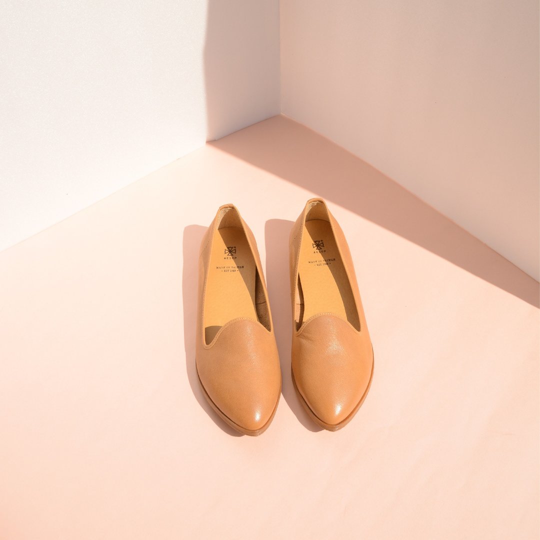 尖头乐福鞋 Loafers｜驼 Light tan / 驼 - 女款休闲鞋 - 真皮 金色