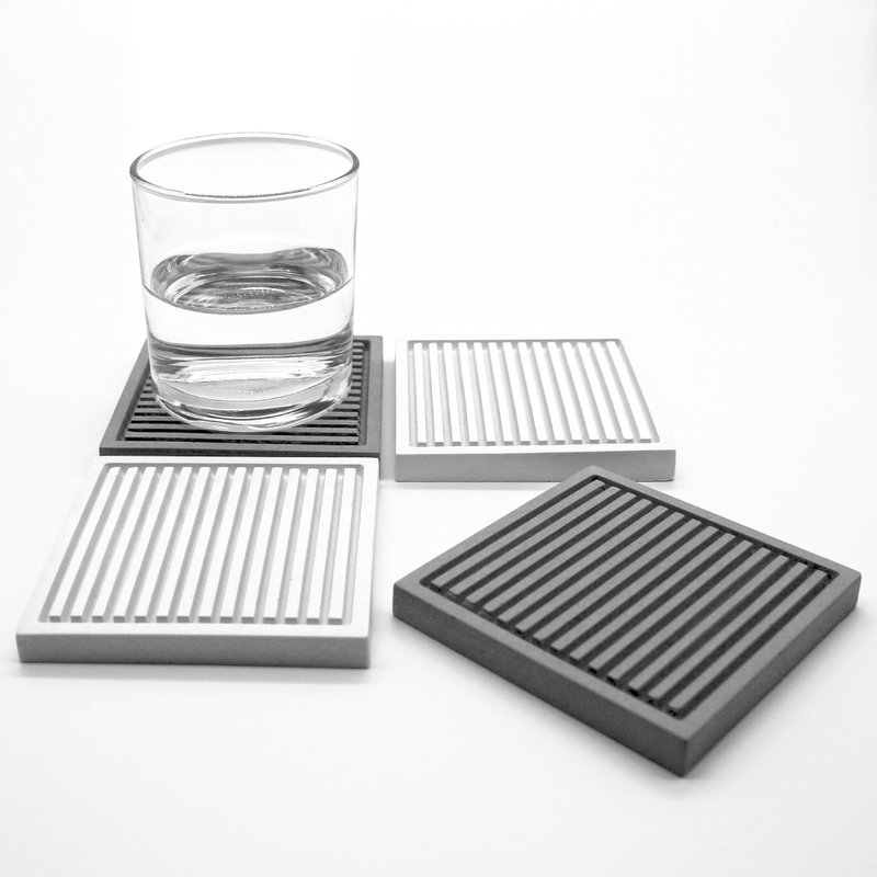 Square COASTER I 水泥置物皿 I  杯垫 I 清水模－马年开运小物 - 卫浴用品 - 水泥 灰色
