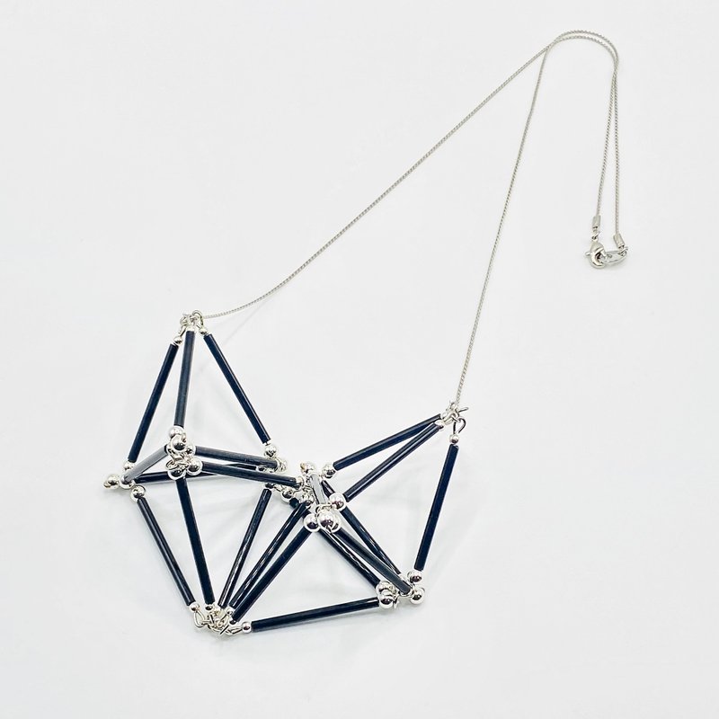 3D Heart NECKLACE【Black×Silver】 - 项链 - 玻璃 黑色