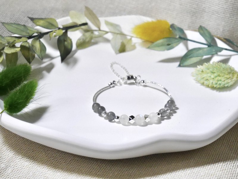 灰长好运 手作天然石手环 强光拉长石/蓝光月光石 - 手链/手环 - 宝石 