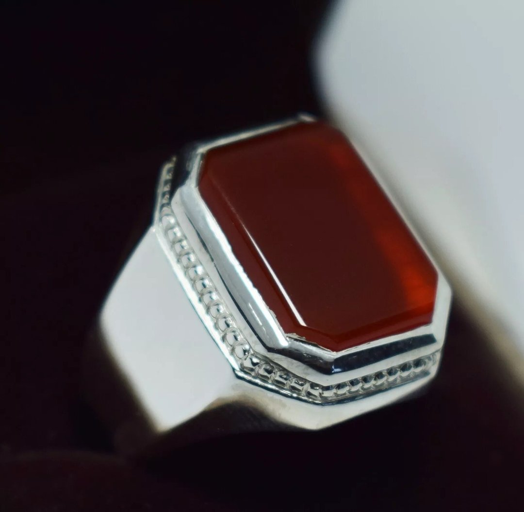 Aqeeq 戒指 Akik Aqiq 也门 Aqeeq 红棕色玛瑙宝石 Bague 手工戒指 - 戒指 - 宝石 红色