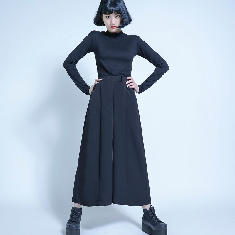 SU:MI said Socrates 苏格拉底褶子九分宽裤_6AF300_黑 - 女装长裤 - 棉．麻 黑色