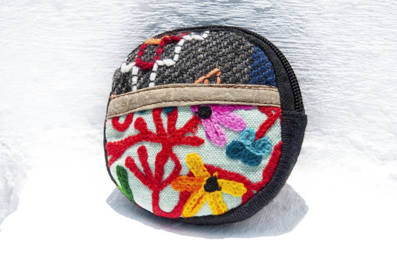 手工棉麻编织零钱包/收纳包/手机包/耳机收纳袋/悠游卡套-花朵风 - 零钱包 - 羊毛 多色