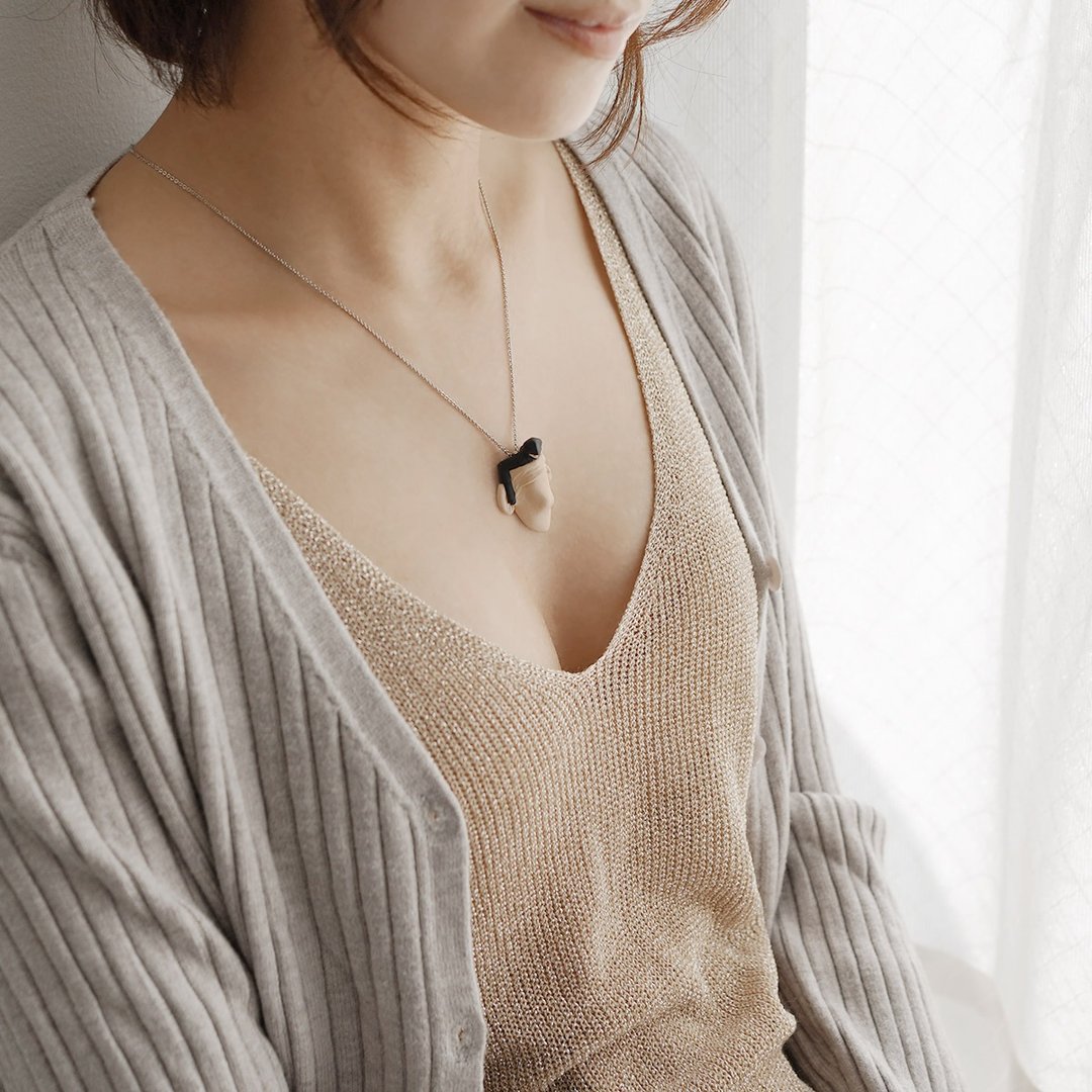FLUFFY HUNTERS Necklace / Ninja - 项链 - 其他材质 黑色