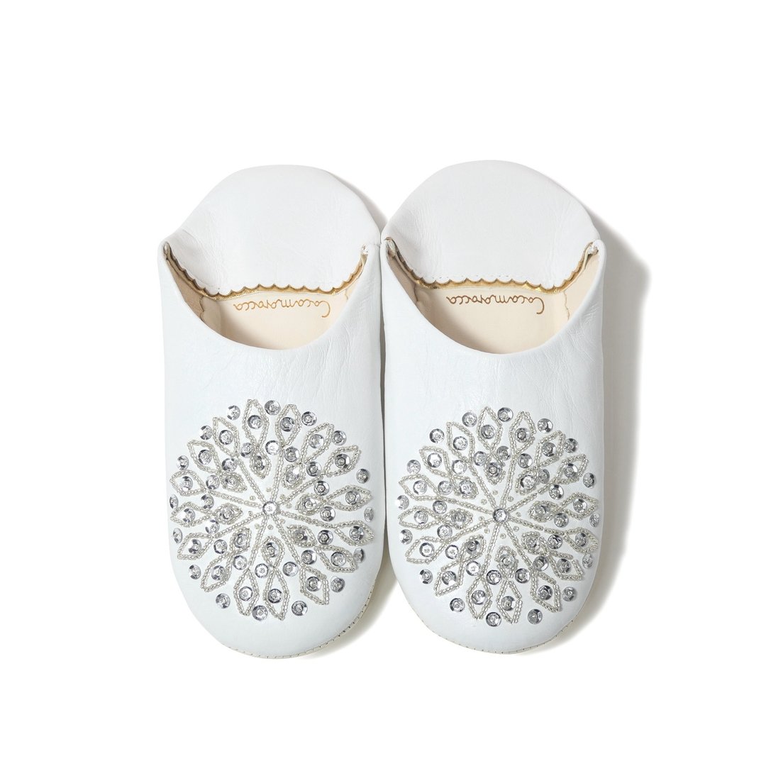 White / silver / moroccan Leather babouche Slippers / High quality odourless - 室内拖鞋 - 真皮 白色