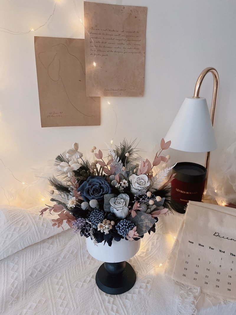 法式黑小香盆花 永生盆花 永生玫瑰花 开幕花礼 乔迁贺礼 黑色系 - 干燥花/捧花 - 植物．花 黑色