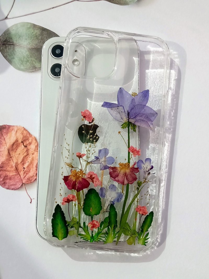 手作押花手机保护壳| iPhone 13 - 手机壳/手机套 - 塑料 多色