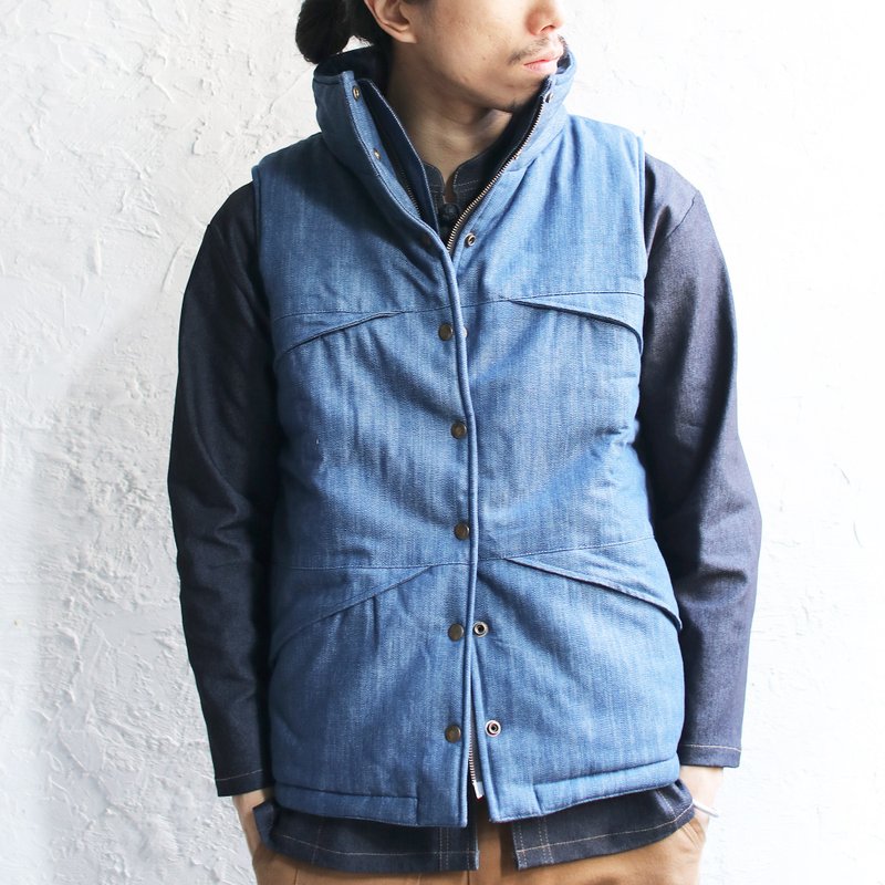 Omake高领铺棉丹宁背心 浅蓝-剩M号 - 男装背心 - 棉．麻 蓝色