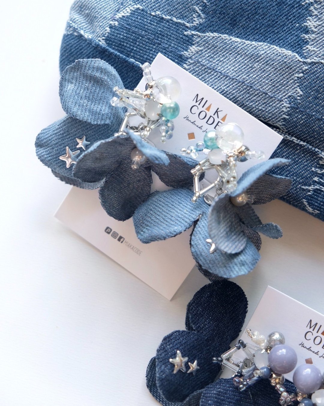 【新品】手工耳环 — Denim 牛仔布系列 3 耳环 浅蓝色牛仔布烫花 - 耳环/耳夹 - 其他材质 蓝色