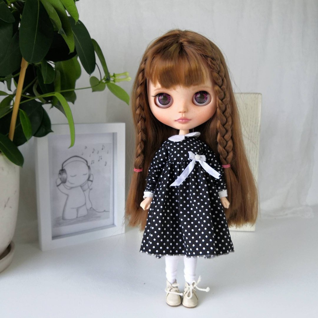 Black dress with white polka dots doll Blythe. Dress with collar and sleeves. - 玩偶/公仔 - 棉 