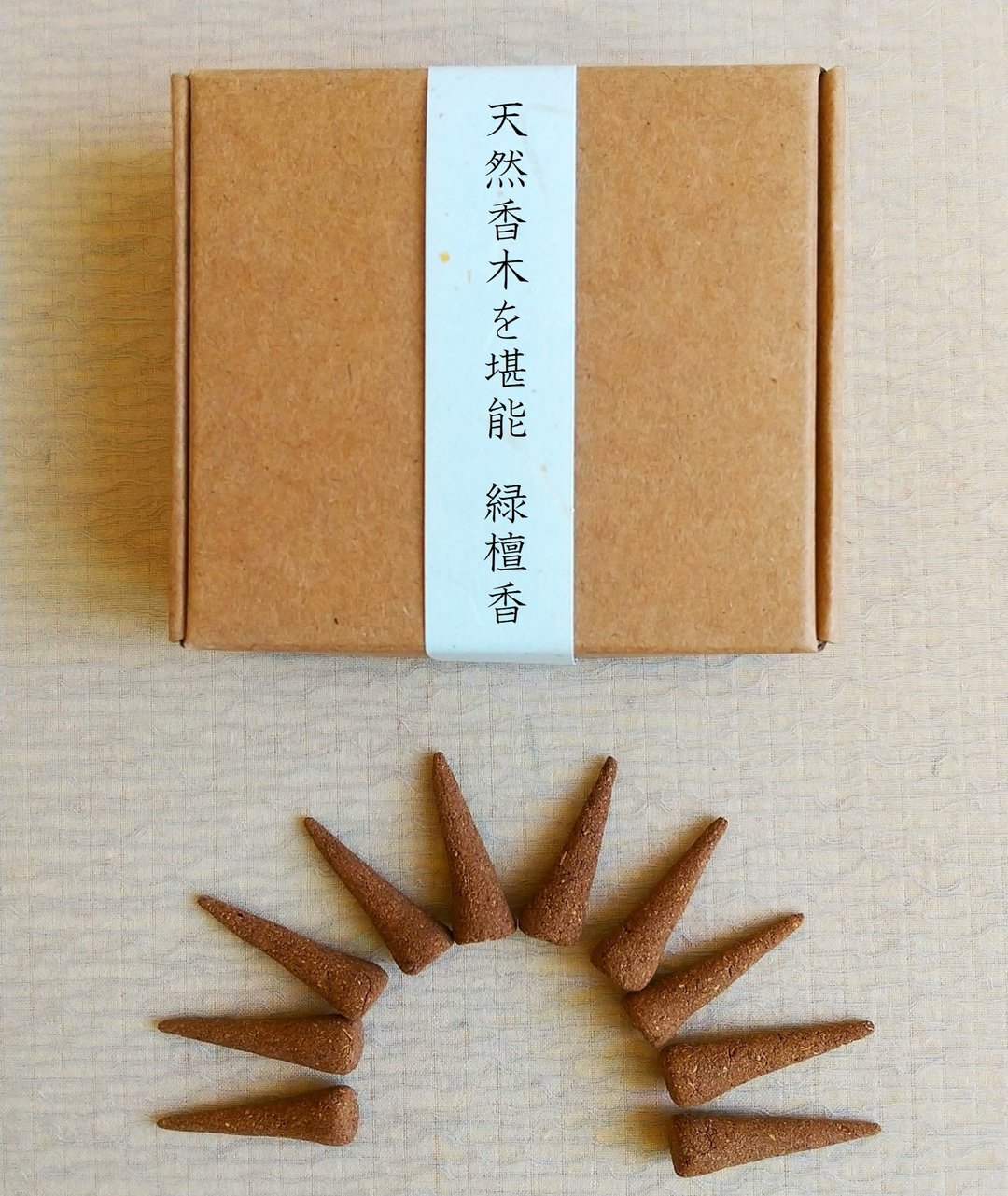 Pinkoi 代购 - 【尽情享受绿檀！】浓郁绿檀（别名圣木/Palo Santo）线香 100% 天然香料 - 香薰/精油/线香 - 陶 