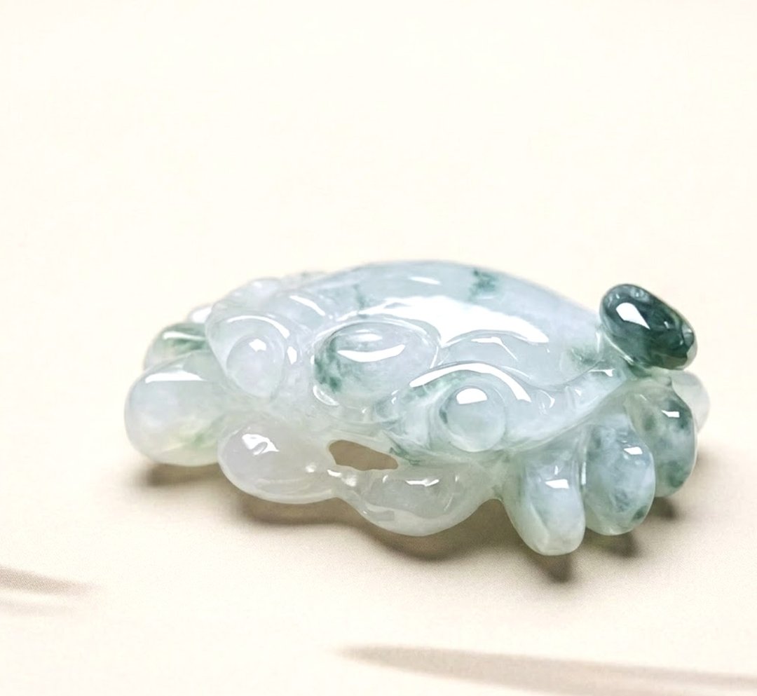 【八方来财】冰种飘蓝花巧雕螃蟹 | 天然缅甸玉A货翡翠 | 送礼 - 摆饰 - 玉石 多色