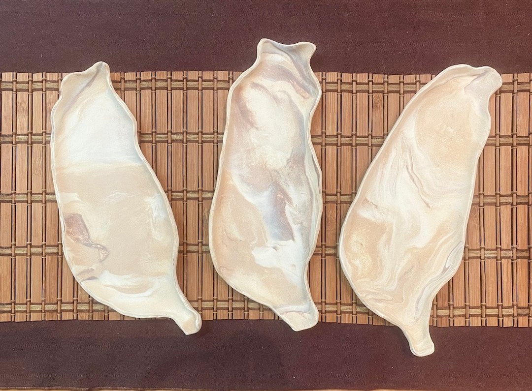 台湾本色之台湾盘。爱台湾。餐桌茶席上尽显台湾本色 - 盘子/餐盘/盘架 - 陶 卡其色