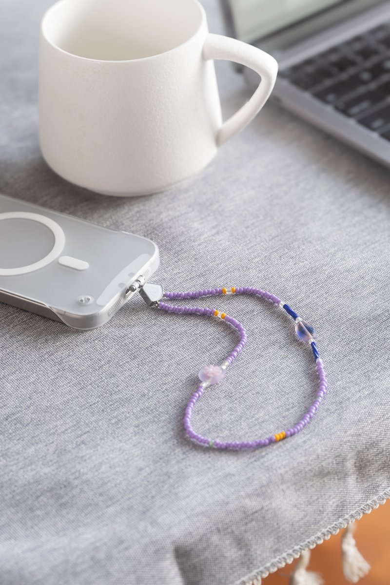 M.Beads 日本串珠手机手链 /手机链 /手机吊饰 Liliac - 吊饰 - 其他材质 紫色