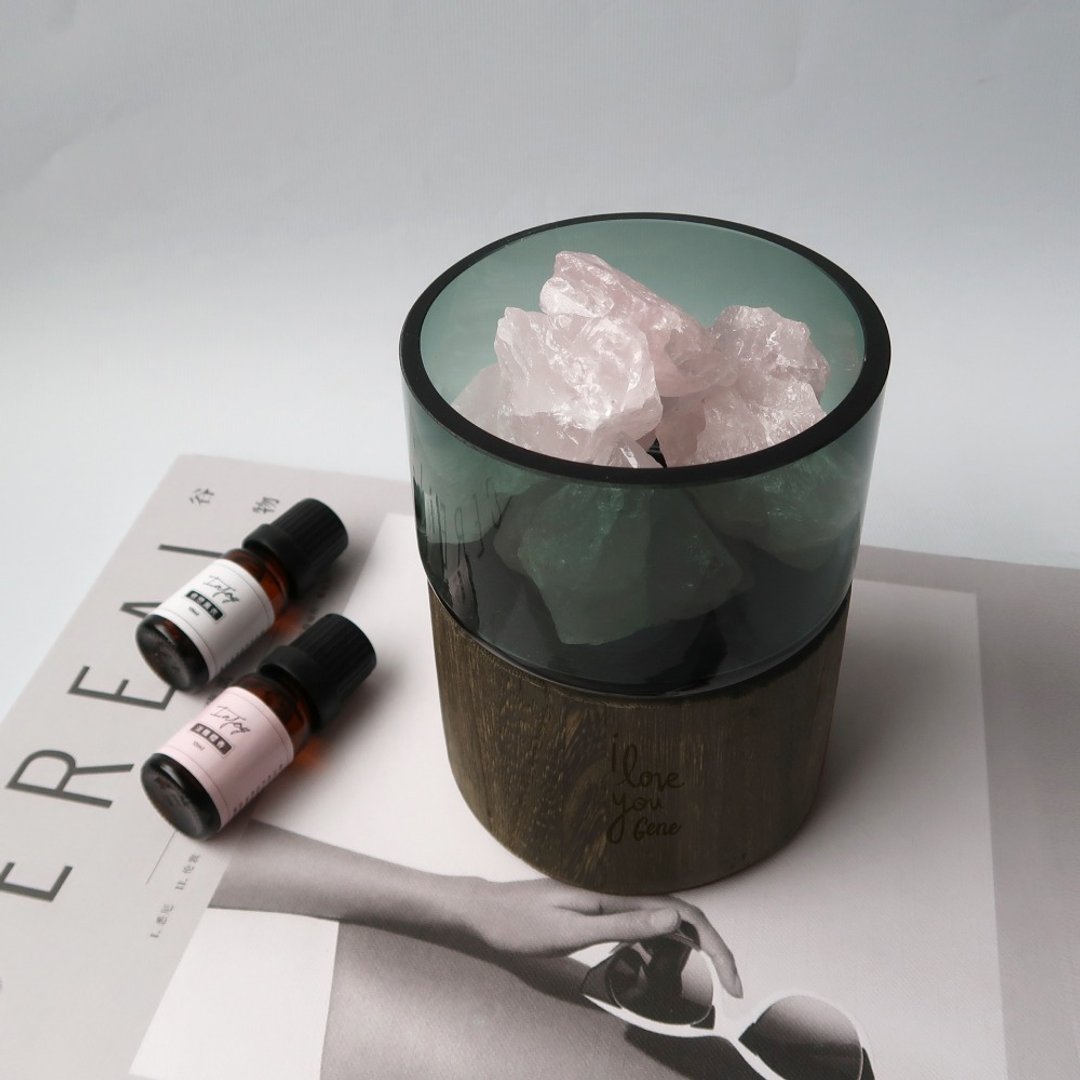 【定制化礼物】情人节 礼物 订制英文名 天然矿石 水晶香氛扩香 - 香薰/精油/线香 - 玻璃 多色