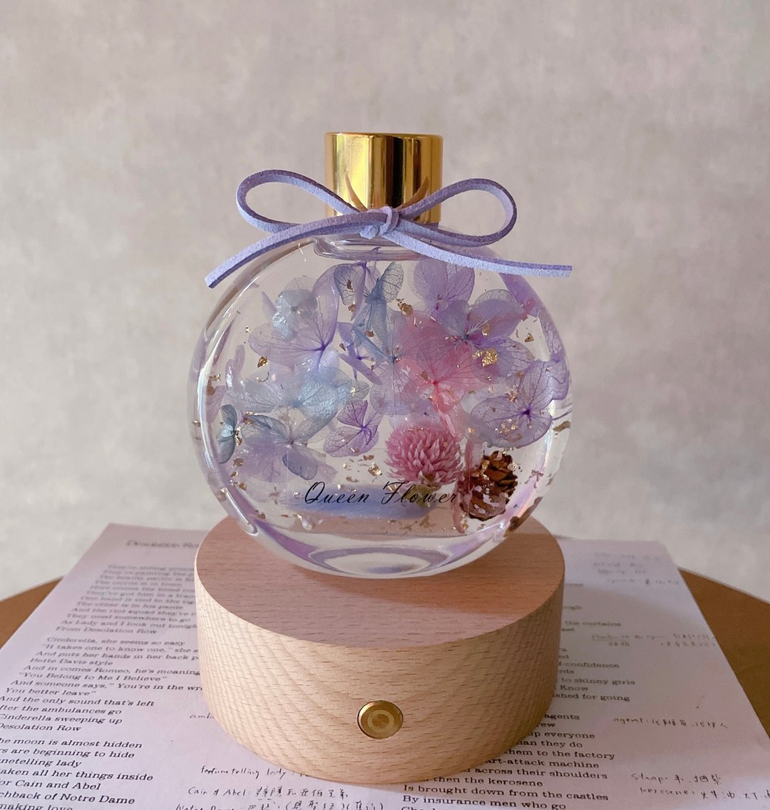 圣诞节花礼/母亲节花礼/浮游花夜灯/干燥花/永生花/附包装/可充电 - 干燥花/捧花 - 植物．花 