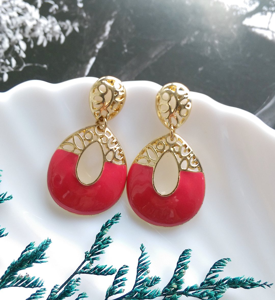 Vintage Jewelry 西洋古董饰品 摩登 垂坠 篓空蜜桃色  针式耳环 - 耳环/耳夹 - 其他金属 金色