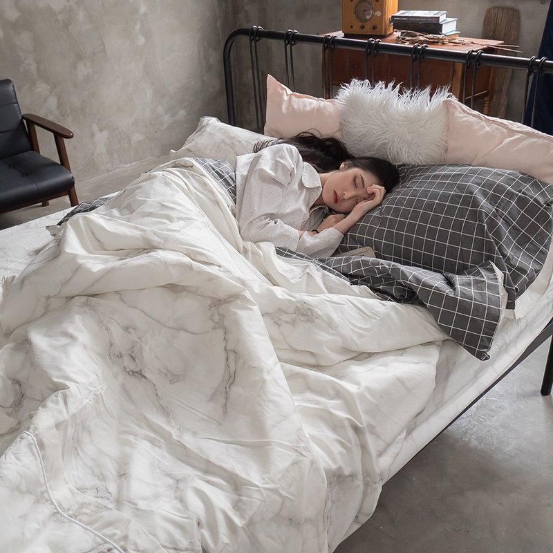 白大理石 100%精梳棉 台湾制造 【超取限一组】 - 寝具 - 棉．麻 白色