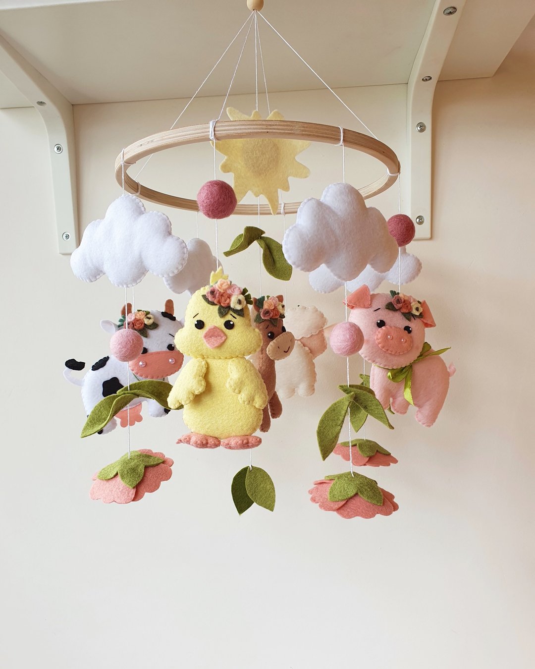 Farm mobile, Barnyard nursery, flowers mobile, Baby mobile girl, farm nursery - 玩具/玩偶 - 环保材料 