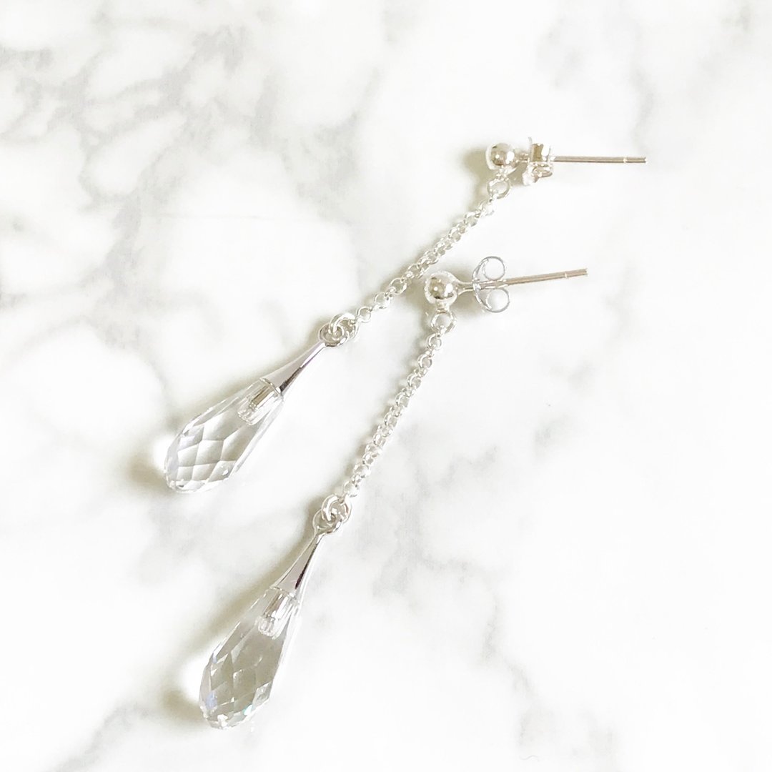 Swarovski crystal glass teardrop 925silver earring - 耳环/耳夹 - 纯银 银色