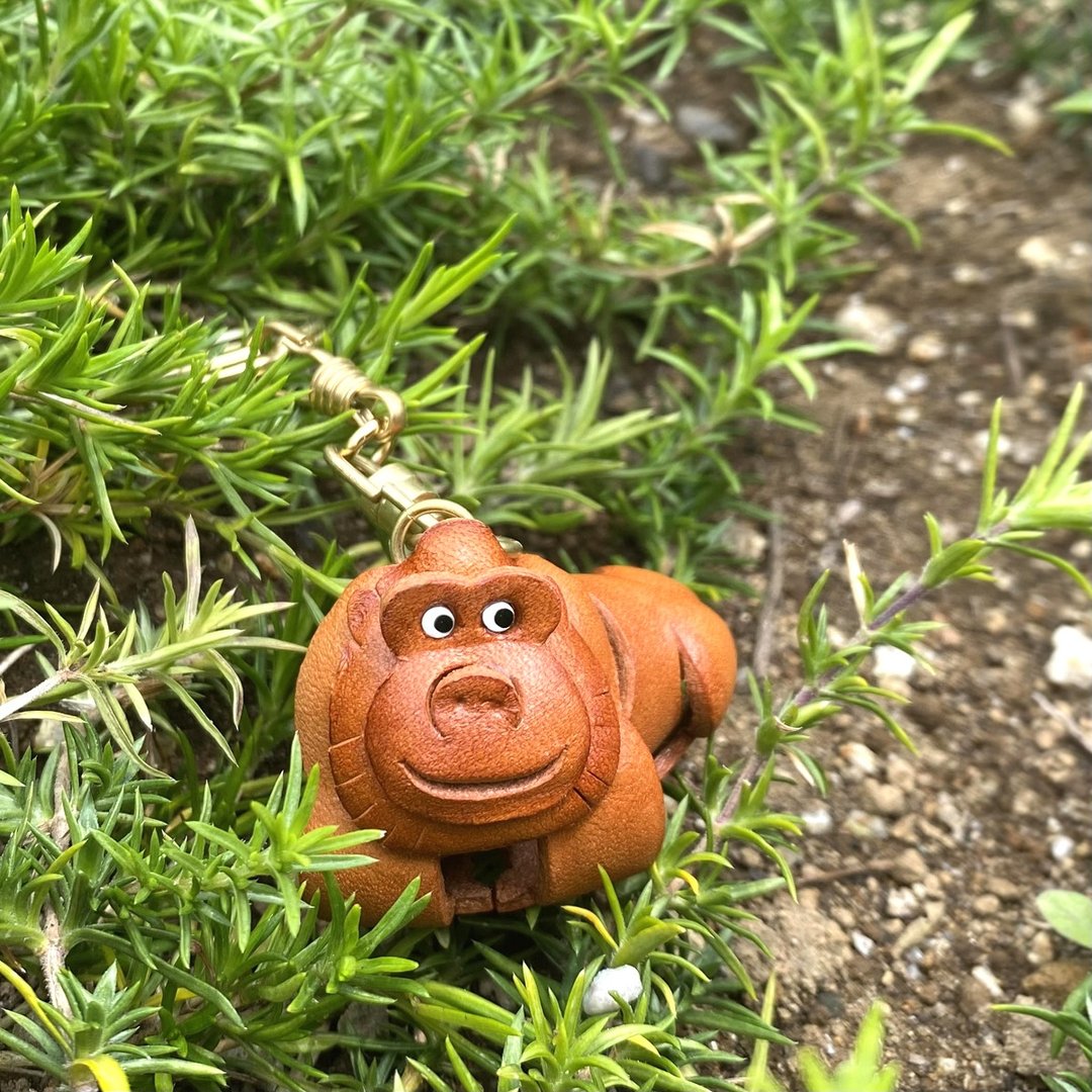 GORILLA Handmade Leather keychain (L) VANCA - 钥匙链/钥匙包 - 真皮 咖啡色
