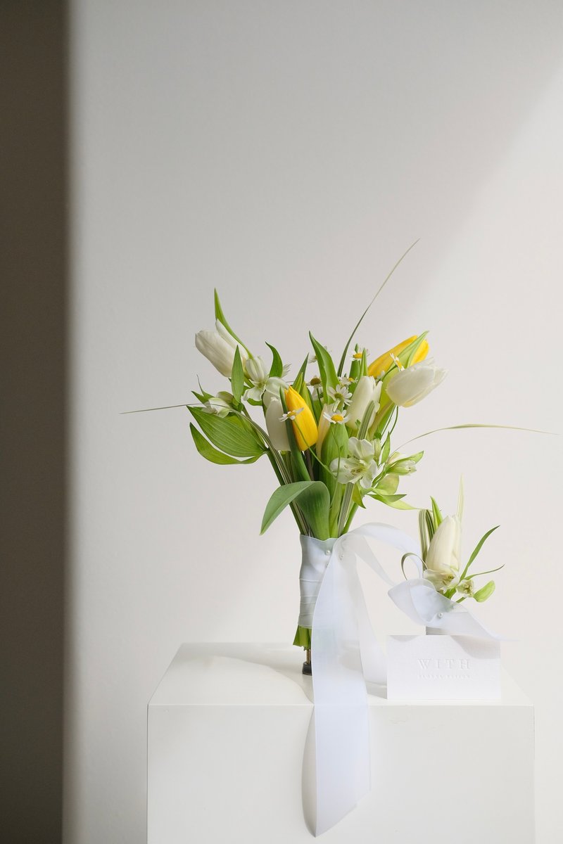 郁金香 新娘捧花 胸花组 韩式花束 女友礼物 - 植栽/盆栽 - 植物．花 黄色