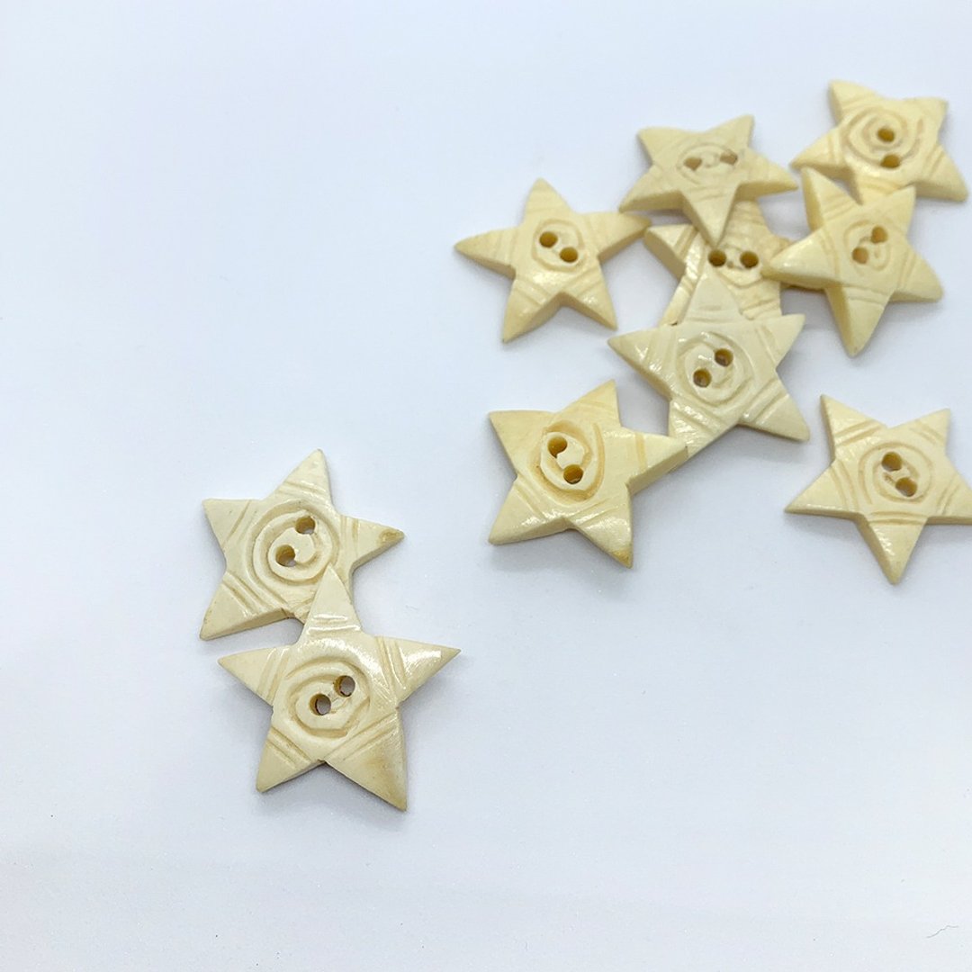 Hana Mokuba 天然手工刻制星形牛骨钮 (一包) - 其他 - 其他材质 