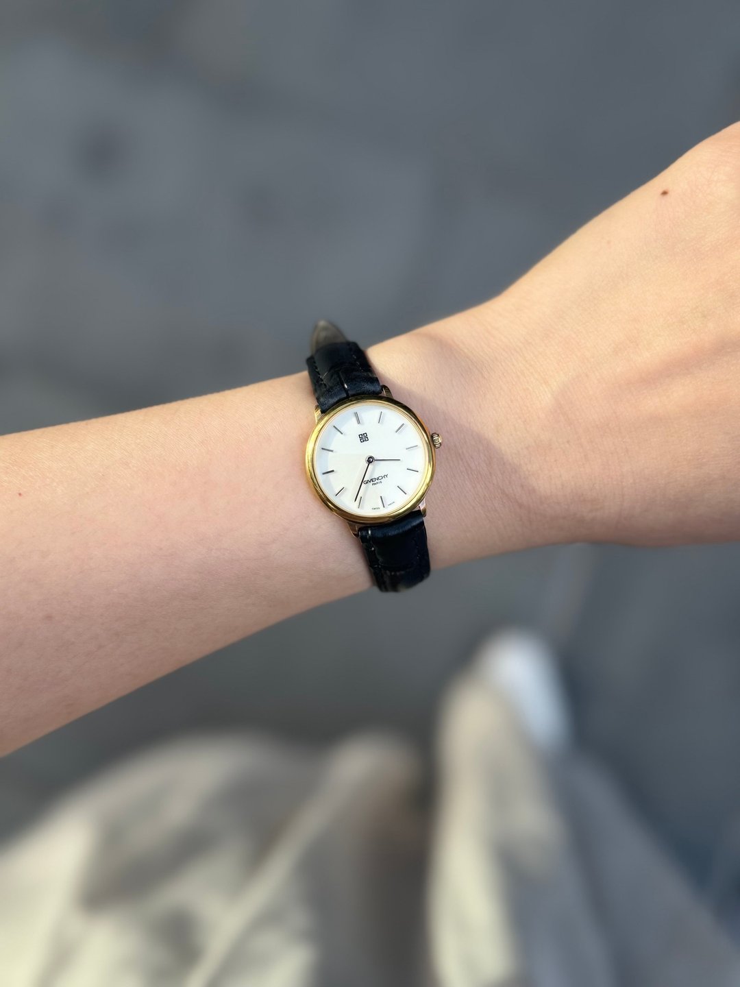 中古孤品 Givenchy 石英手表 皮革表带 钢表 男女适用 - 女表 - 不锈钢 黑色
