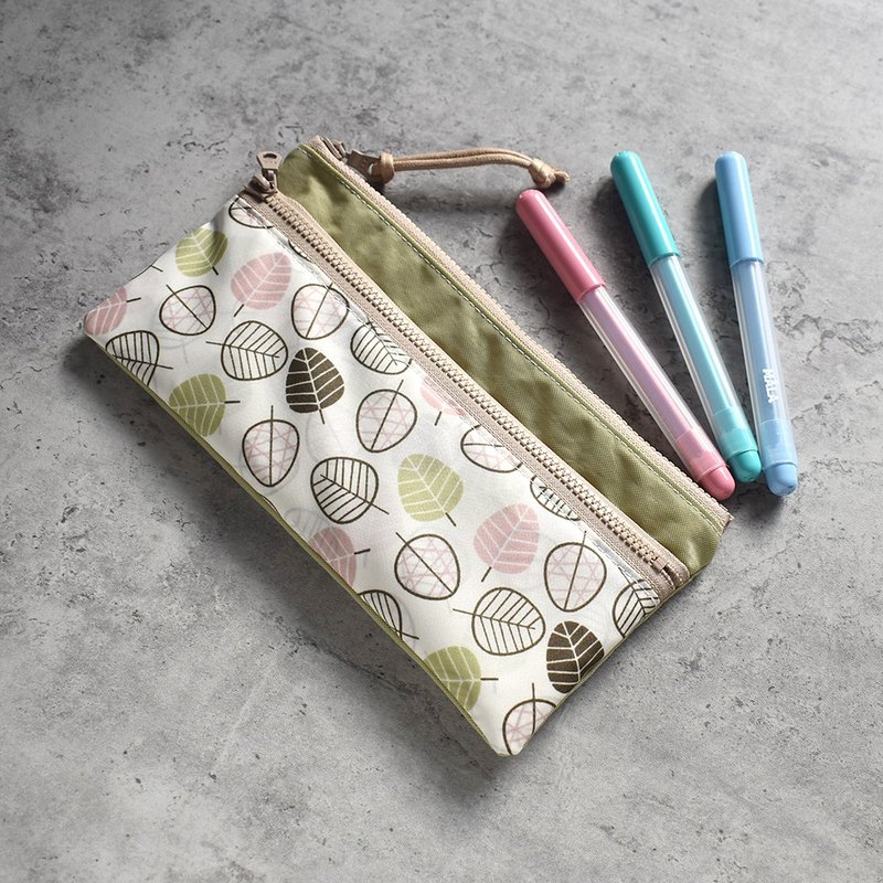 旅行防水双层笔袋/长收纳袋-小叶飘飘 - 铅笔盒/笔袋 - 尼龙 绿色