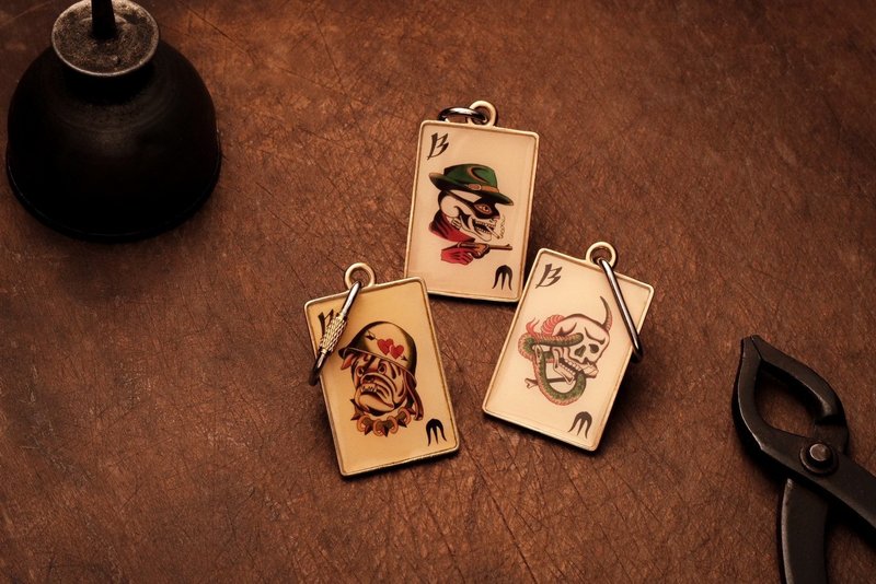 【METALIZE】黄铜扑克牌吊饰 (Dice Tattooer合作款) - 钥匙链/钥匙包 - 其他金属 橘色