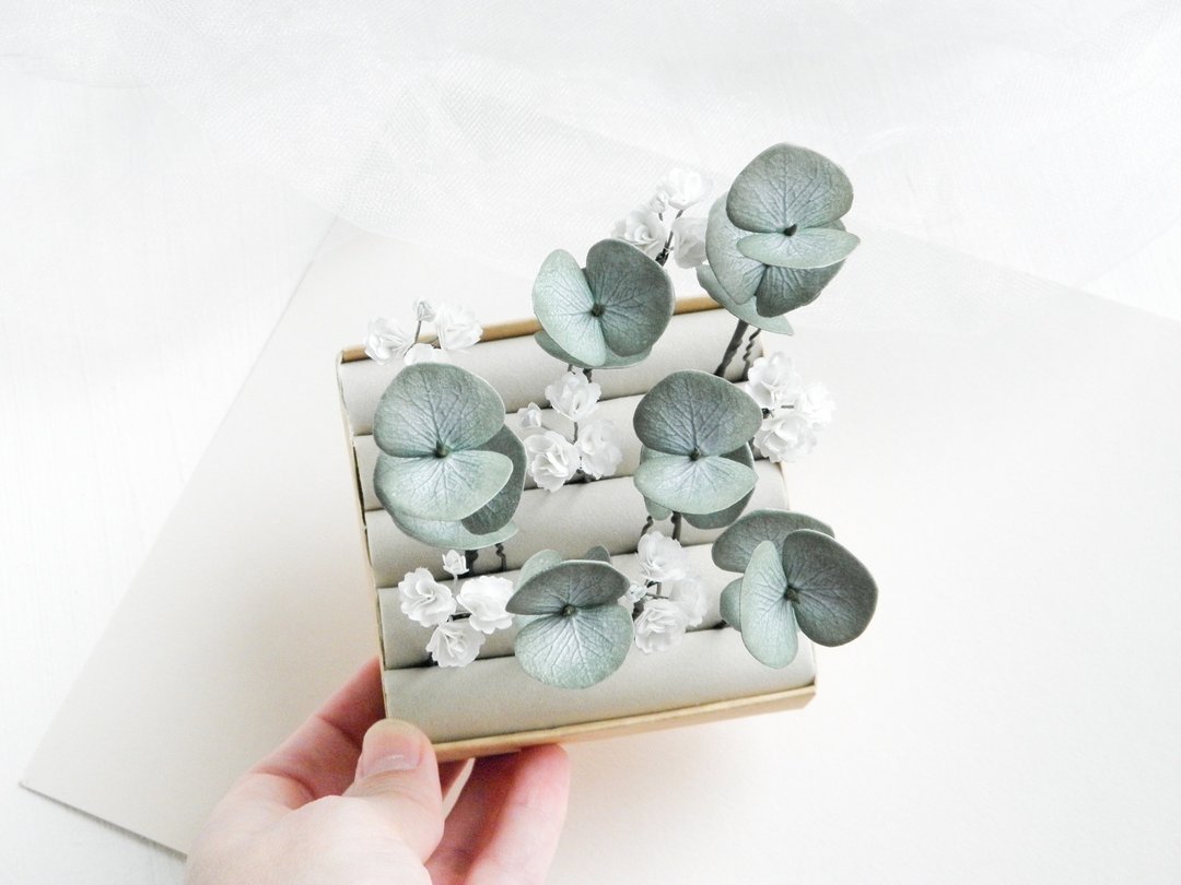 Eucalyptus hair piece Babys breath hair pins Greenery wedding hair accessories - 发饰 - 其他材质 白色