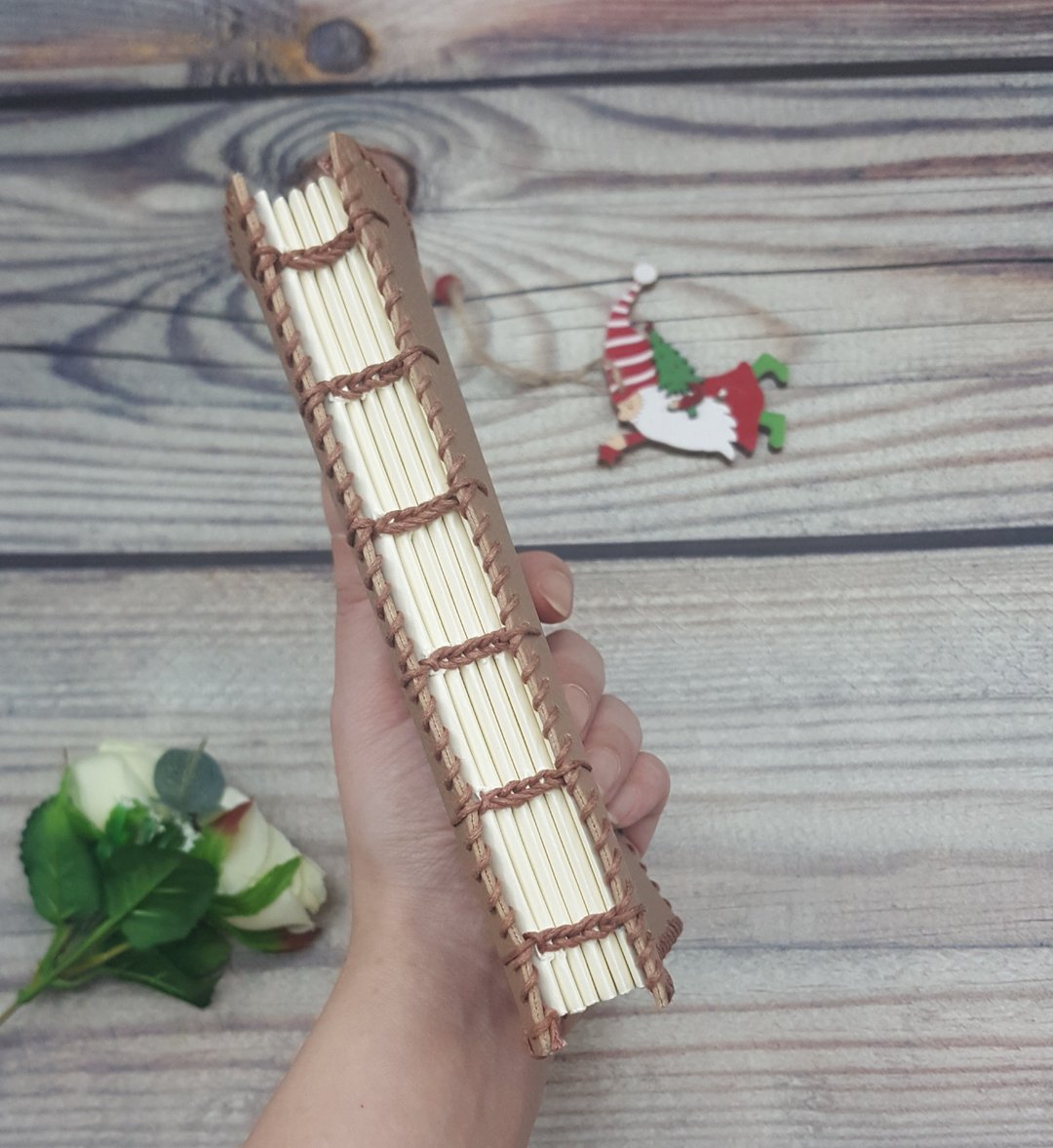 手工日记本 (Journal)，哥德式缝法 (Coptic Stitch)，卡其色封面 - 笔记本/手帐 - 人造皮革 
