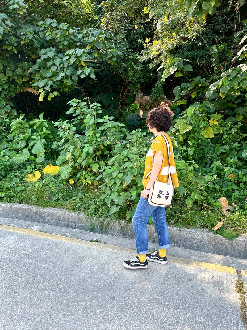 台湾印花绑带侧背包 - 侧背包/斜挎包 - 棉．麻 白色